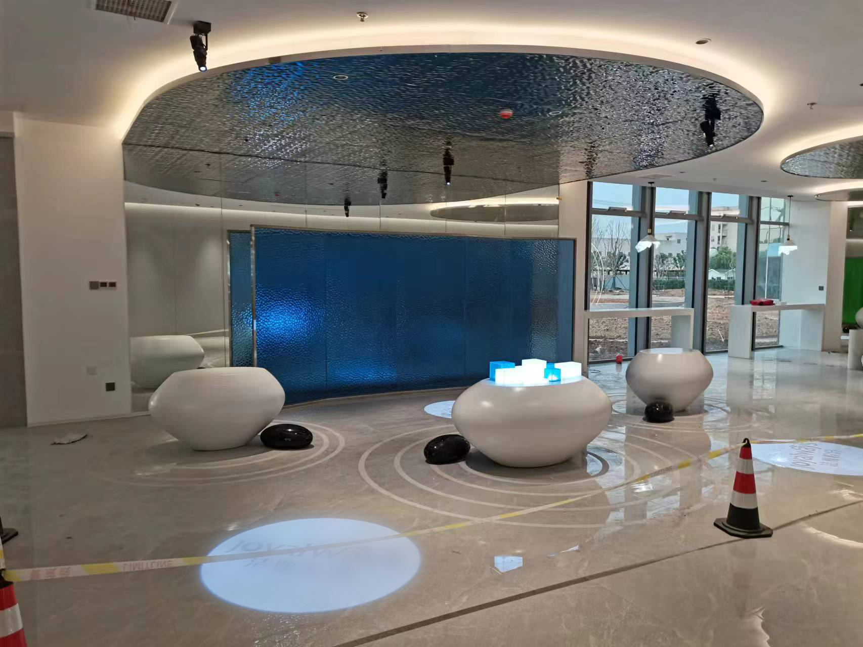 銅陵潔雅展廳文化長廊區(qū)域裝修設(shè)計(jì)案例(圖1) 文化長廊2.jpg